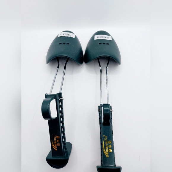 DEWAHSING Adjustable‎ Shoe Tree Green Plastic and Aluminum - Picture 2 of 5